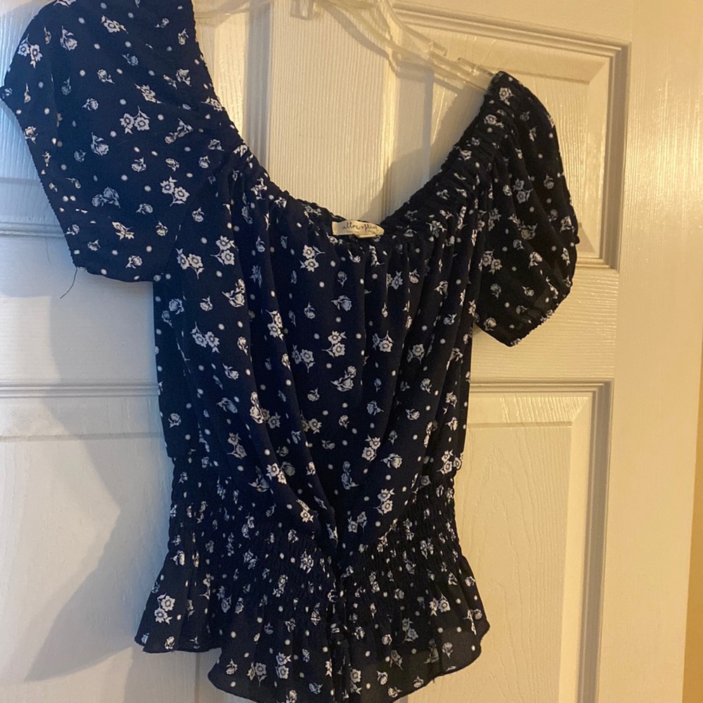 Size M top
